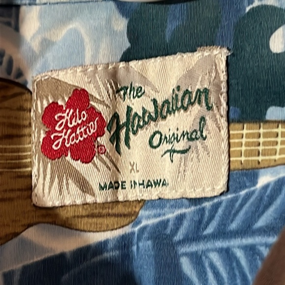 Hilo Hattie Hawaiian Shirt -Tropical Ukulele design - Men’s XL - Vintage - Picture 3 of 8